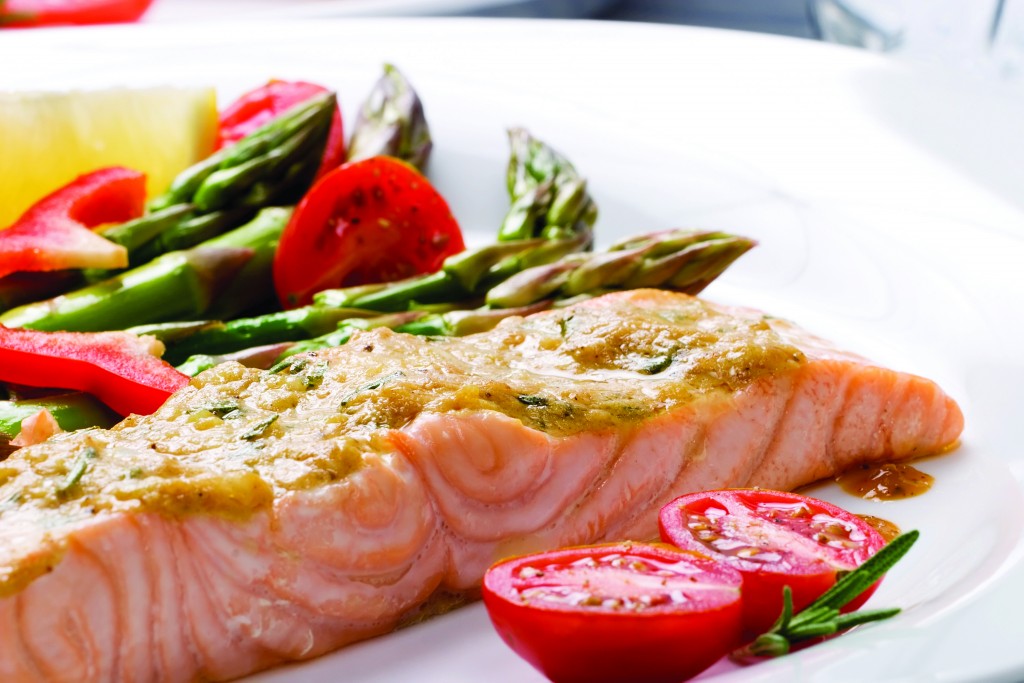 somon cu legume la cuptor Alexandra Alexandru specialist nutritie