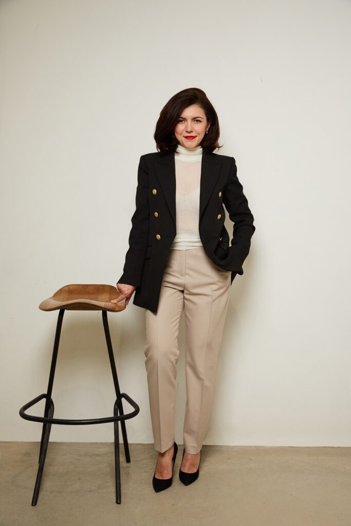 Alexandra Alexandru despre-mine2